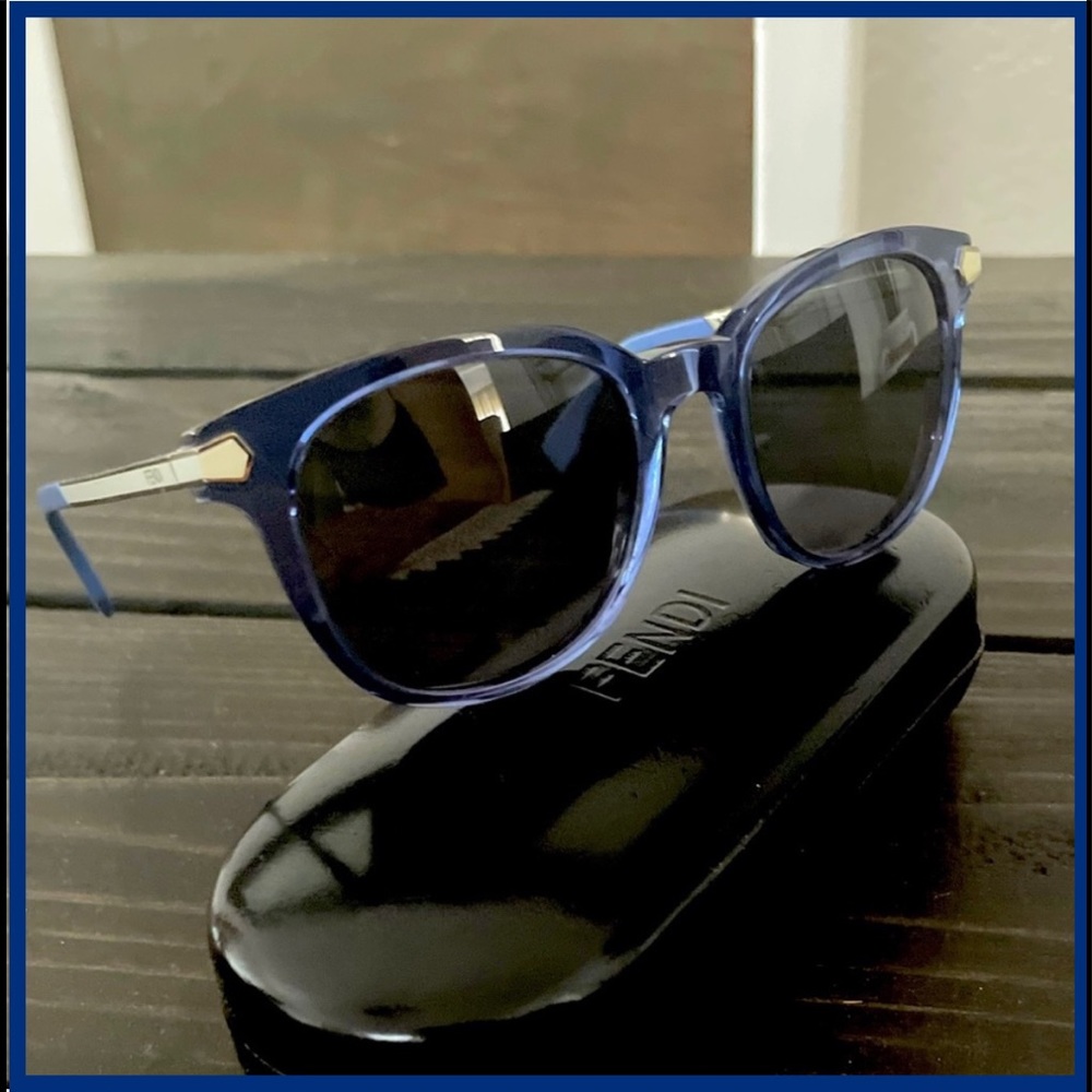 FENDI 0021/S7UP